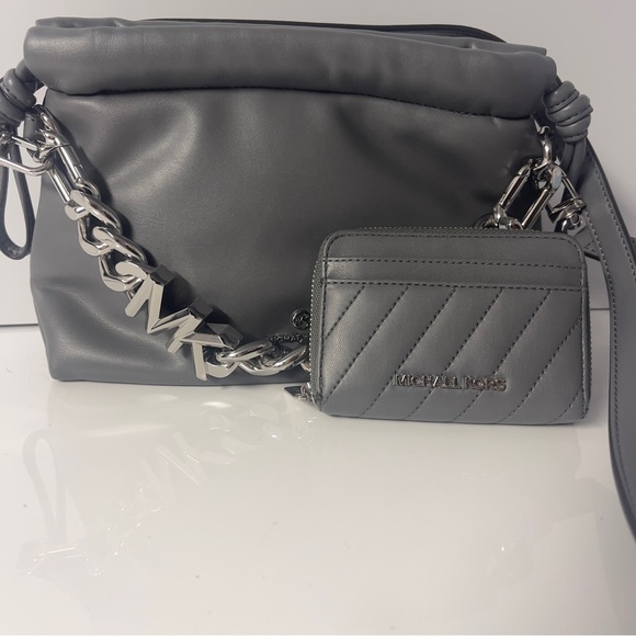 🌸Michael Kors Lina Small Women's Bag with Chain Detail & Wallet - Picture 1 of 9
